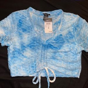 Medium Size Blue Scrunch Crop Top